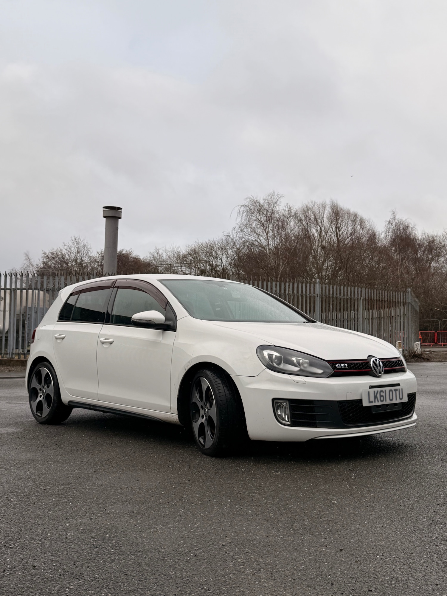 Used Volkswagen Golf 2011 for sale - 77570132: Photo 1