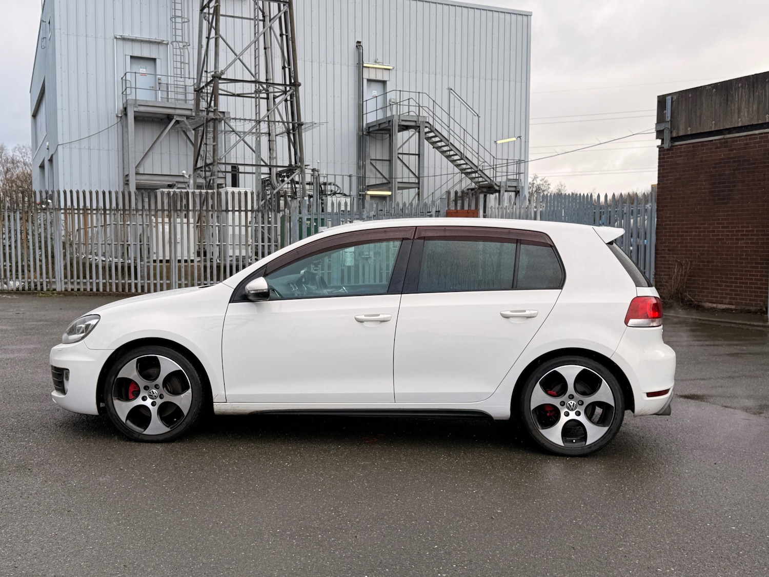 Used Volkswagen Golf 2011 for sale - 77570132: Photo 13
