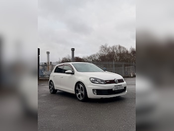 Used Volkswagen Golf 2011 for sale - 77570132: Photo