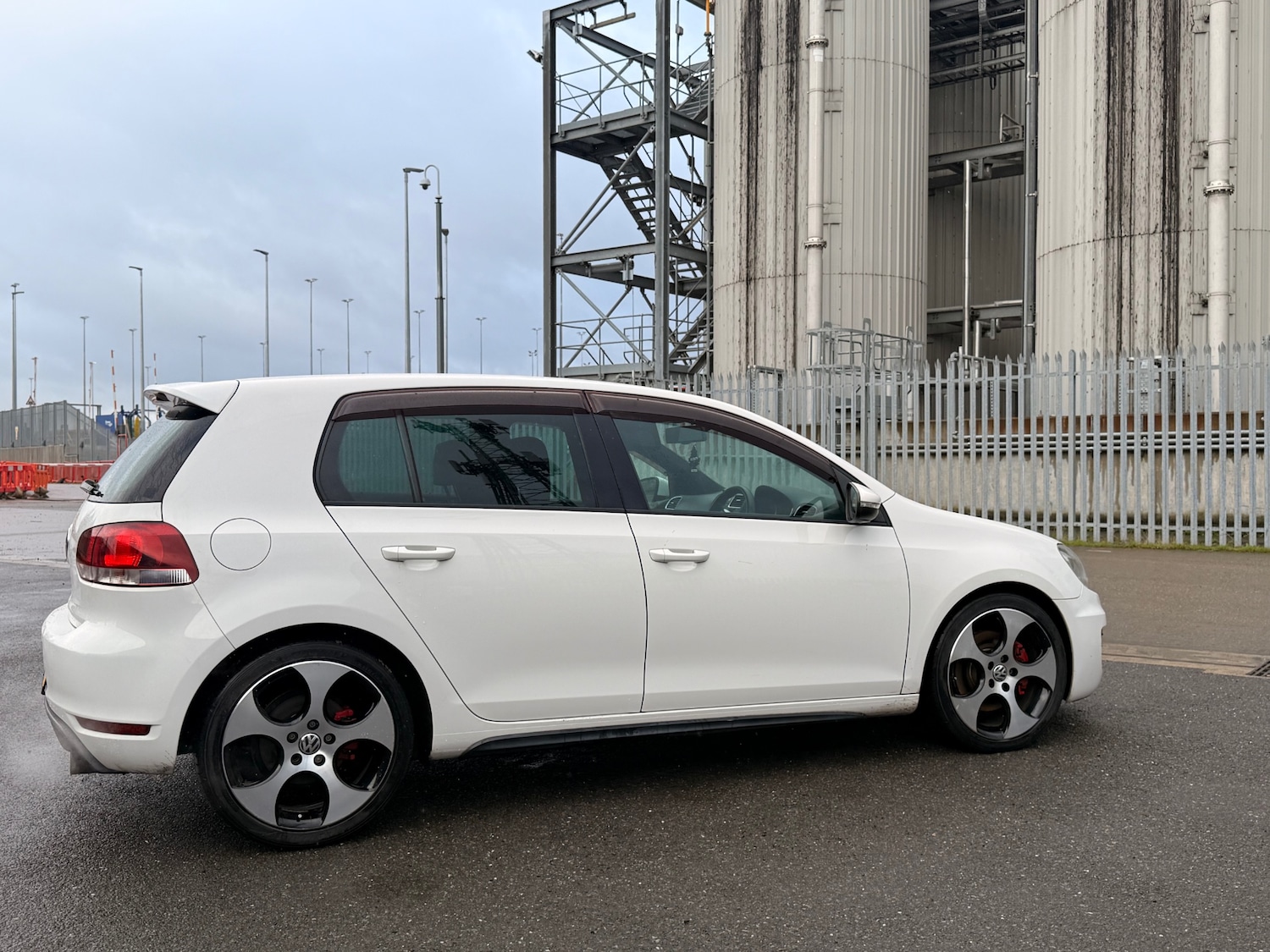 Used Volkswagen Golf 2011 for sale - 77570132: Photo 6