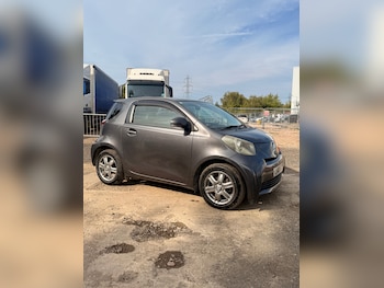 Used Toyota IQ 2010 for sale - 76196263: Photo