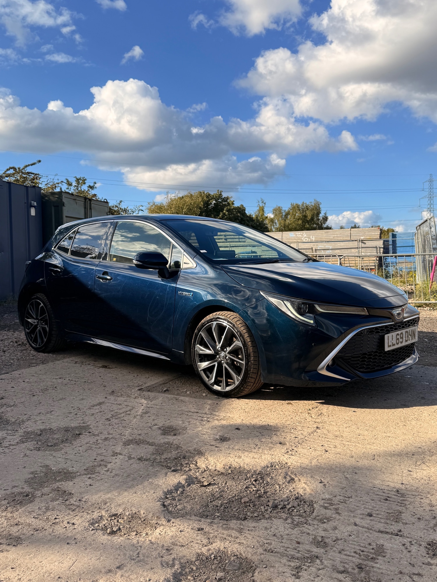 Used Toyota Corolla 2020 for sale - 76195179: Photo 2