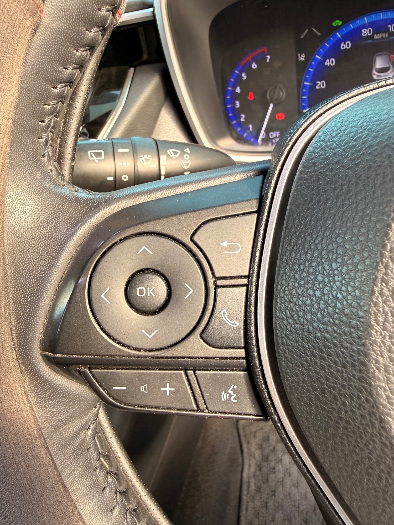 Used Toyota Corolla 2020 for sale - 76195179: Photo 42