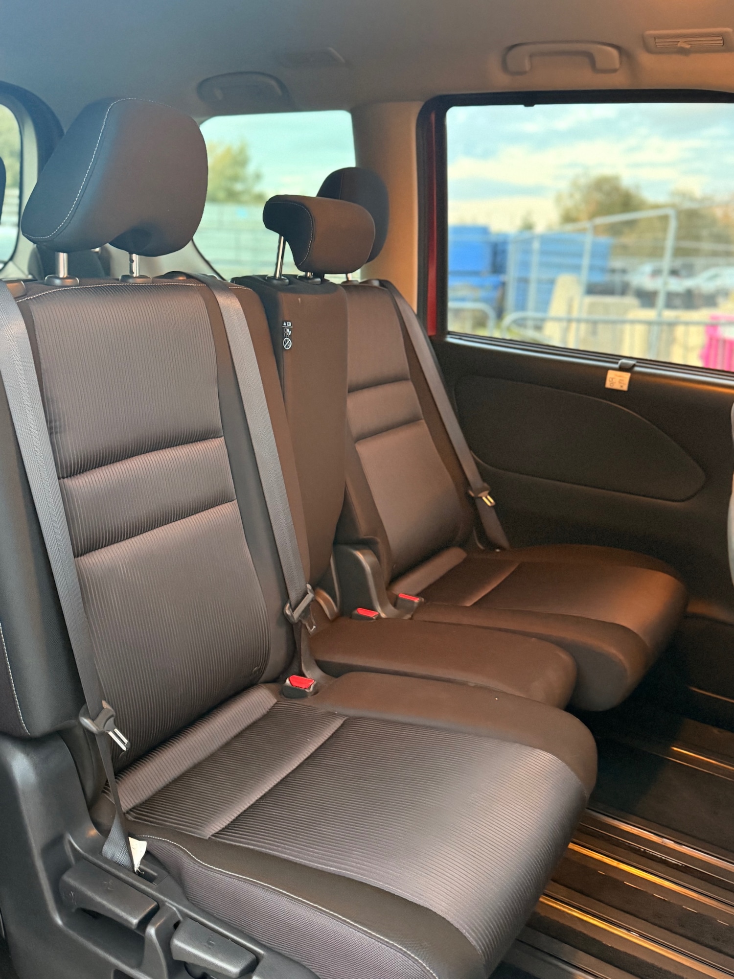 Used Nissan Serena 2025 for sale - 76430631: Photo 28