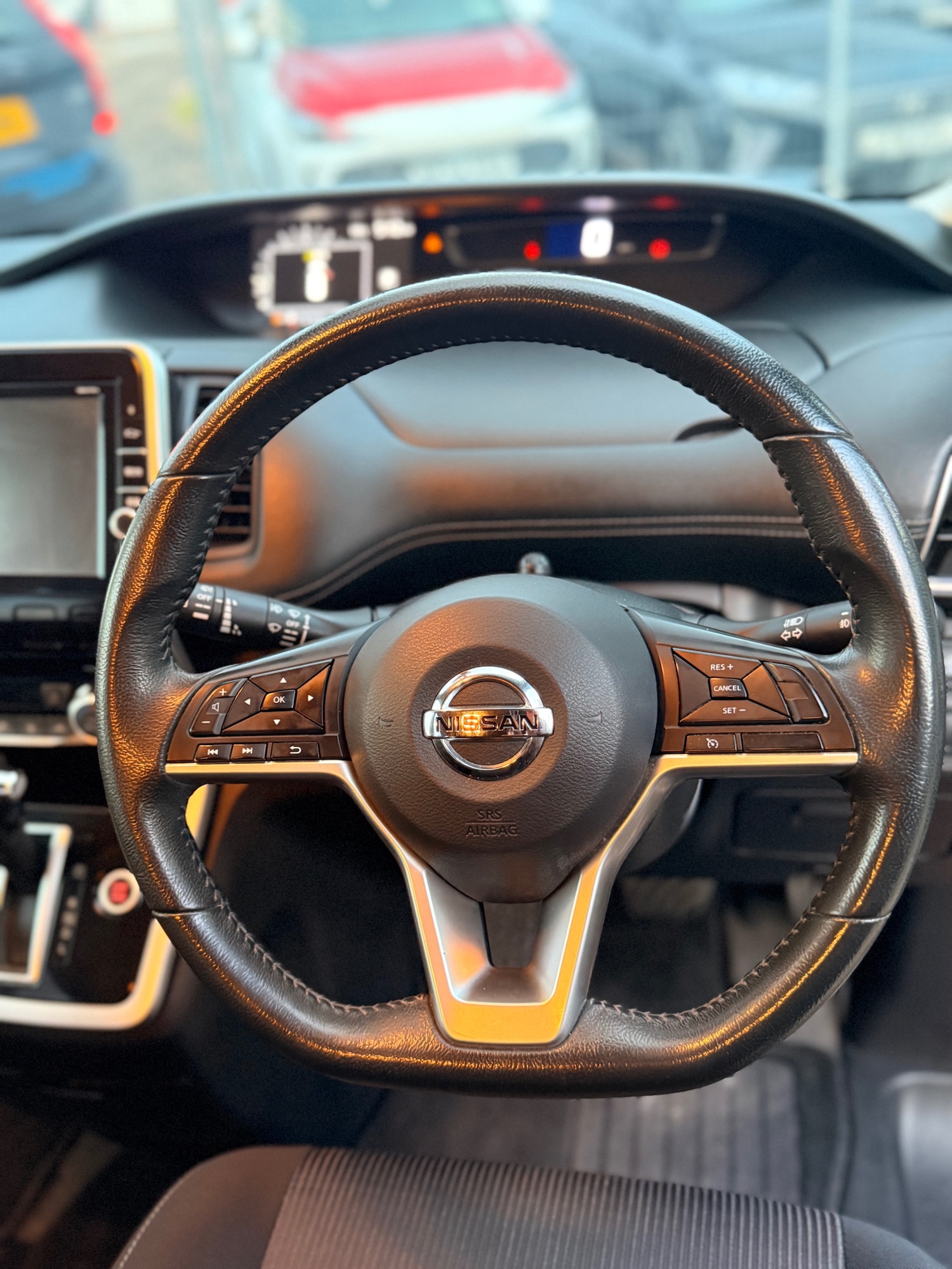 Used Nissan Serena 2025 for sale - 76430631: Photo 38