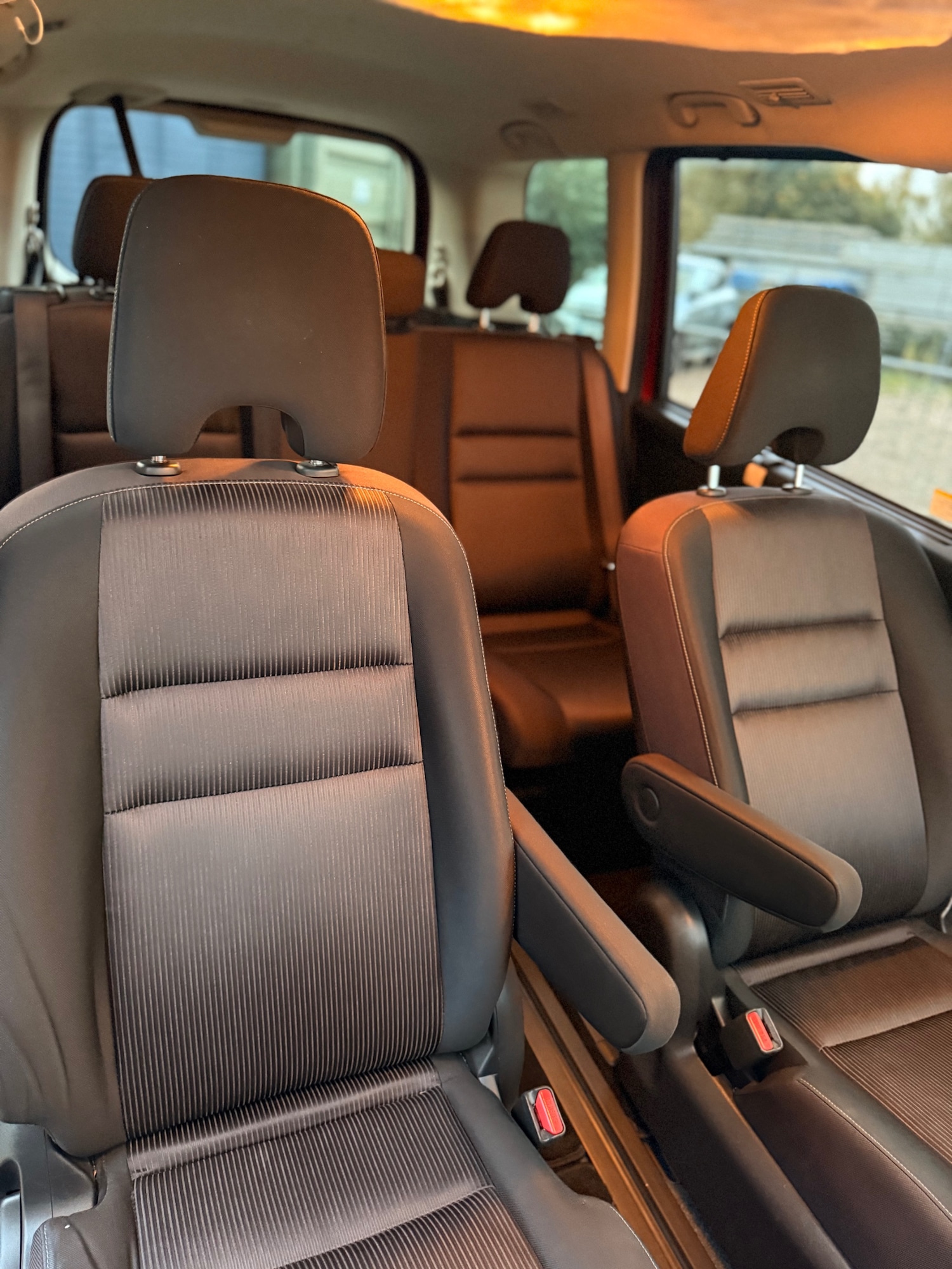 Used Nissan Serena 2025 for sale - 76430631: Photo 43