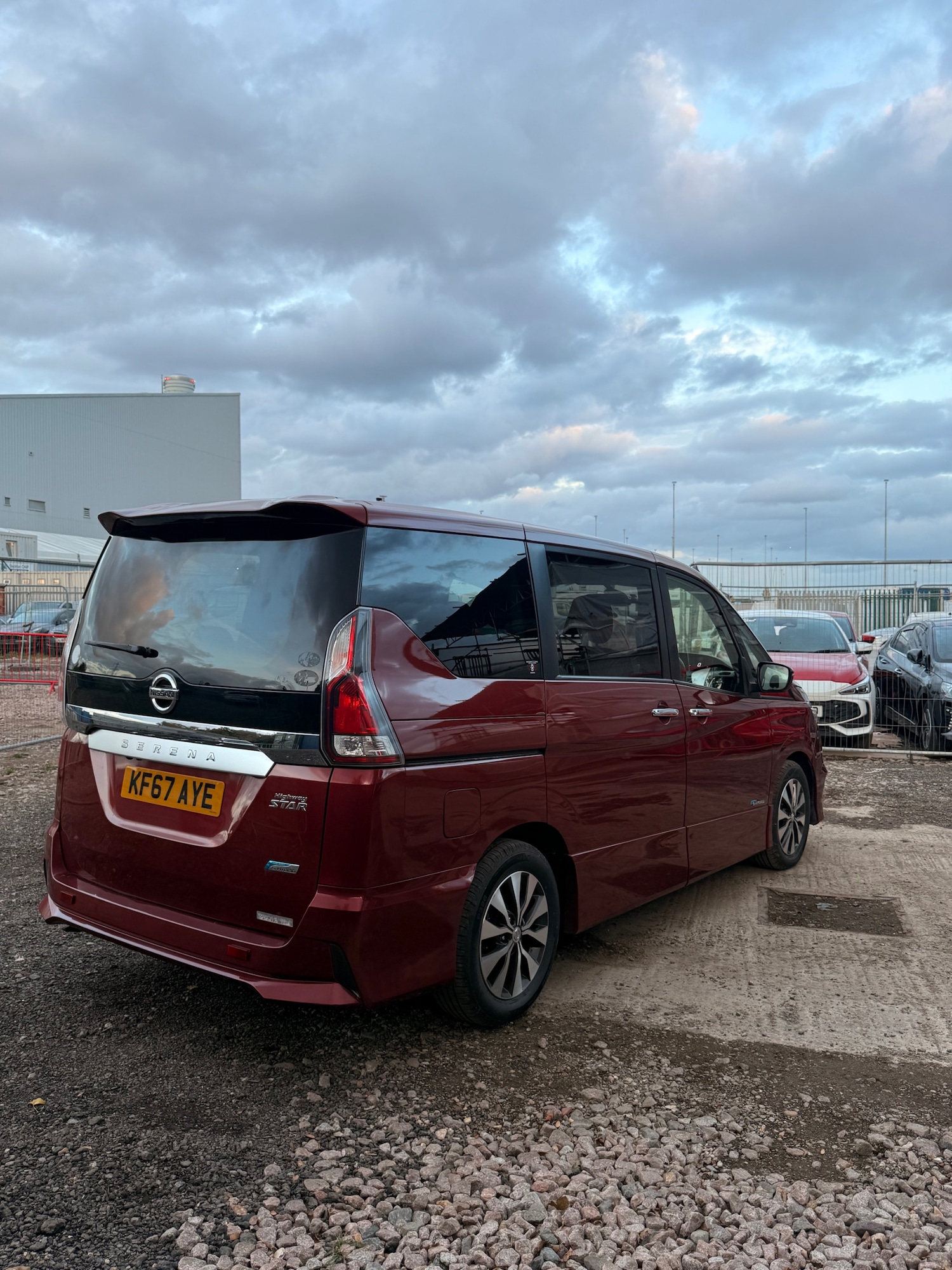 Used Nissan Serena 2025 for sale - 76430631: Photo 6