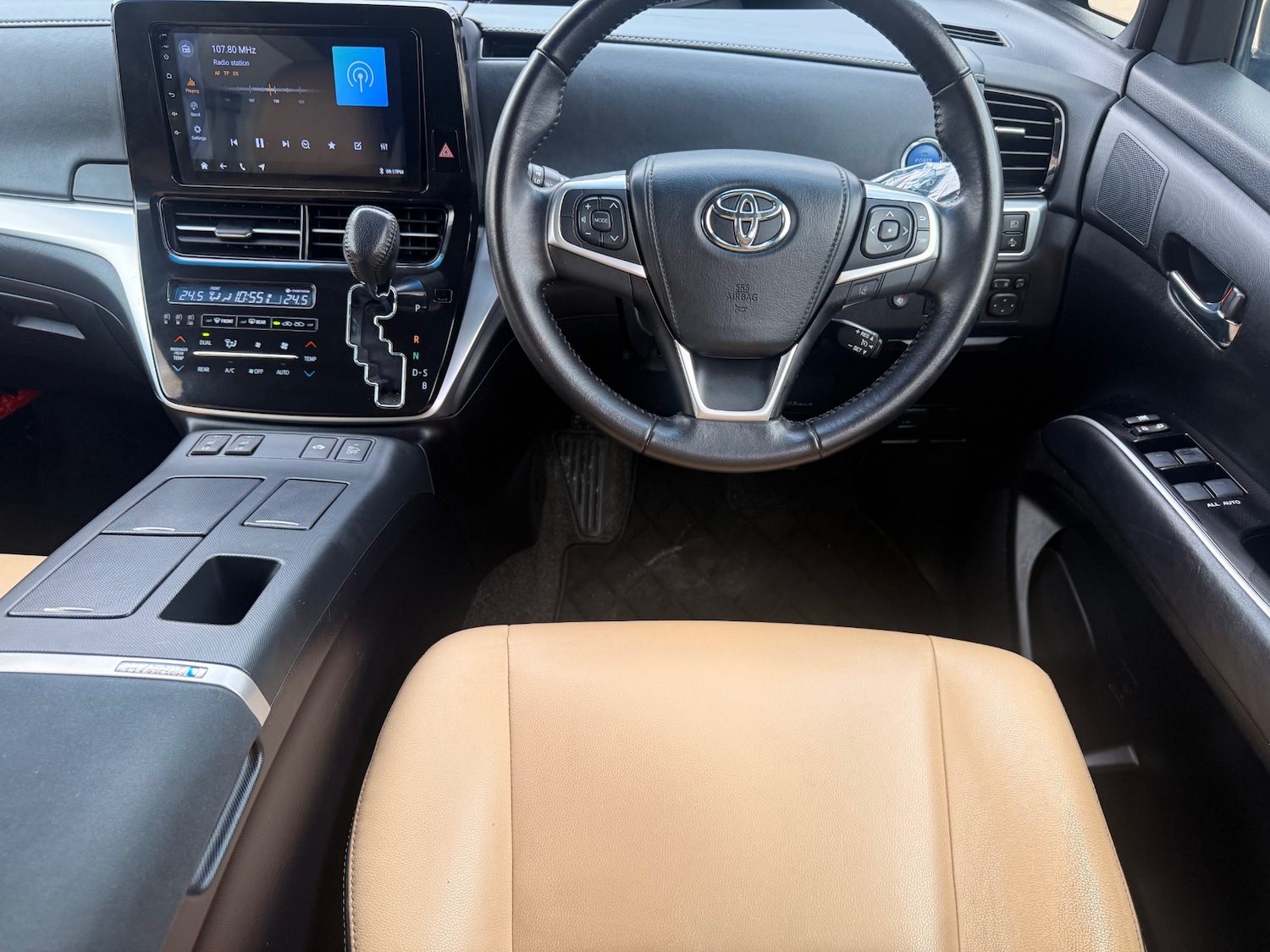 Used Toyota Estima 2016 for sale - 77570128: Photo 31