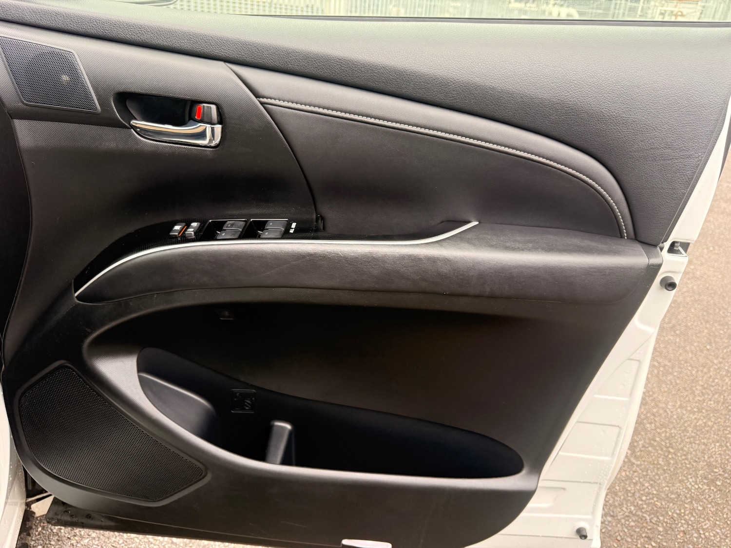 Used Toyota Estima 2016 for sale - 77570128: Photo 35