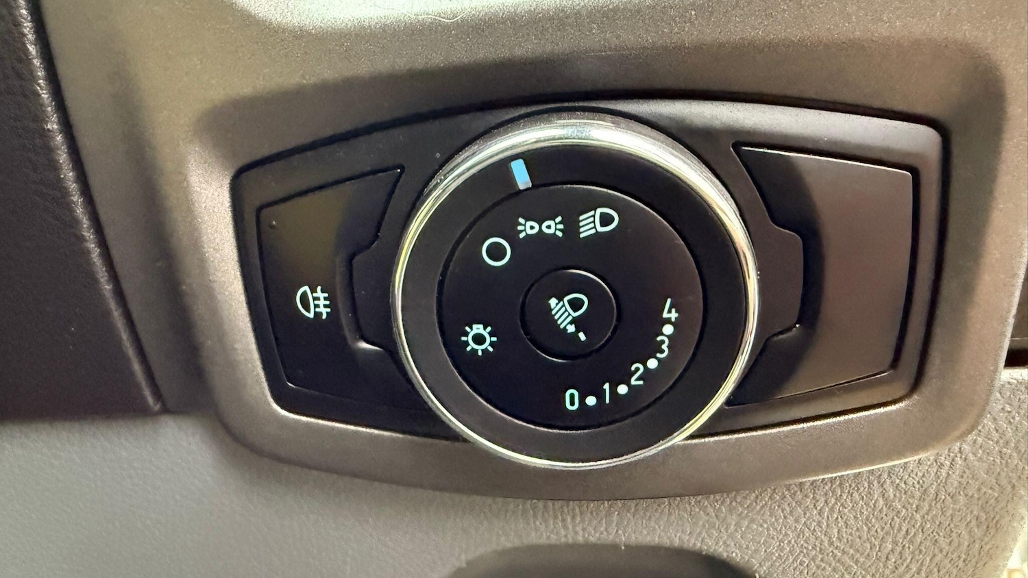 Used Ford Transit Custom 2017 for sale - 76786616: Photo 36