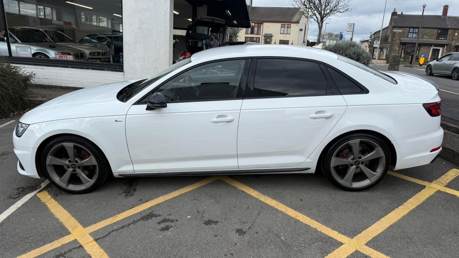 Used Audi A4 2019 for sale - 77892091: Photo 14
