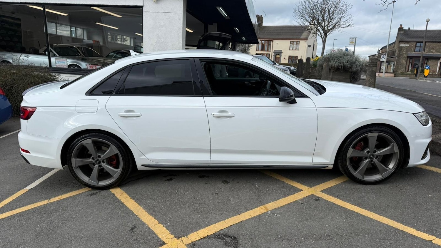 Used Audi A4 2019 for sale - 77892091: Photo 15