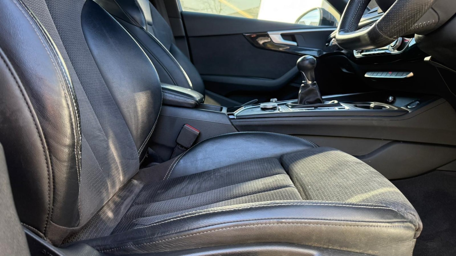 Used Audi A4 2019 for sale - 77892091: Photo 32