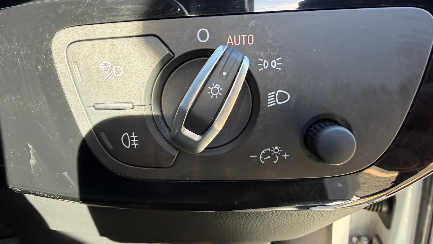 Used Audi A4 2019 for sale - 77892091: Photo 40