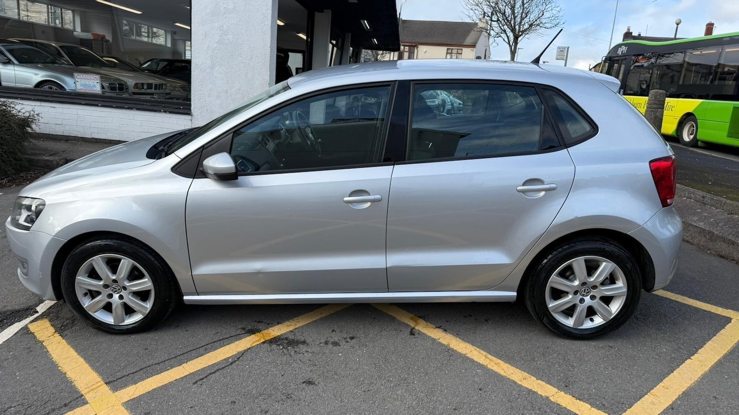 Used Volkswagen Polo 2009 for sale - 77315381: Photo 15