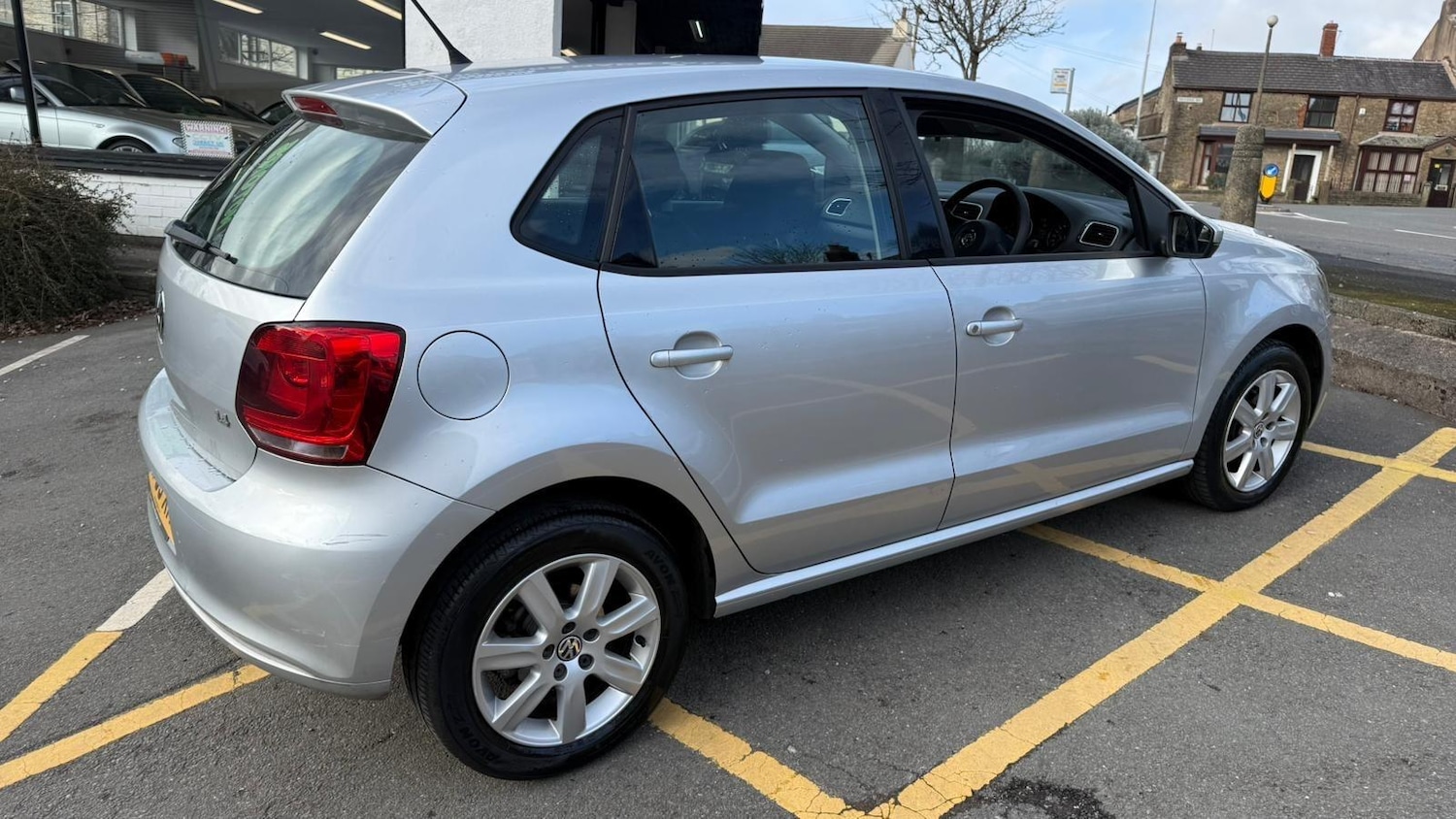Used Volkswagen Polo 2009 for sale - 77315381: Photo 29