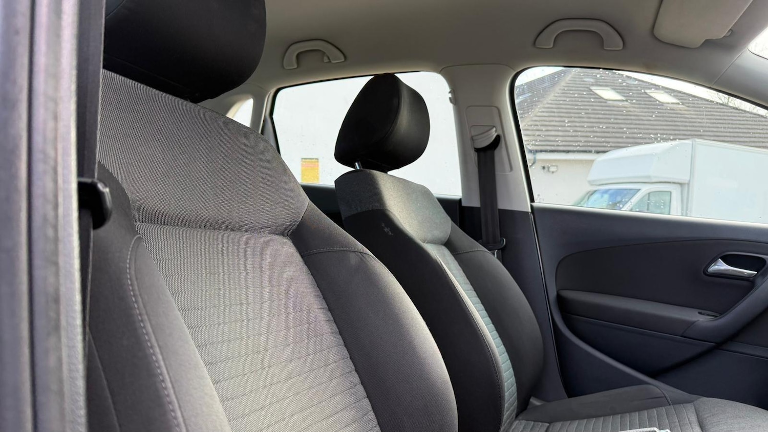 Used Volkswagen Polo 2009 for sale - 77315381: Photo 32