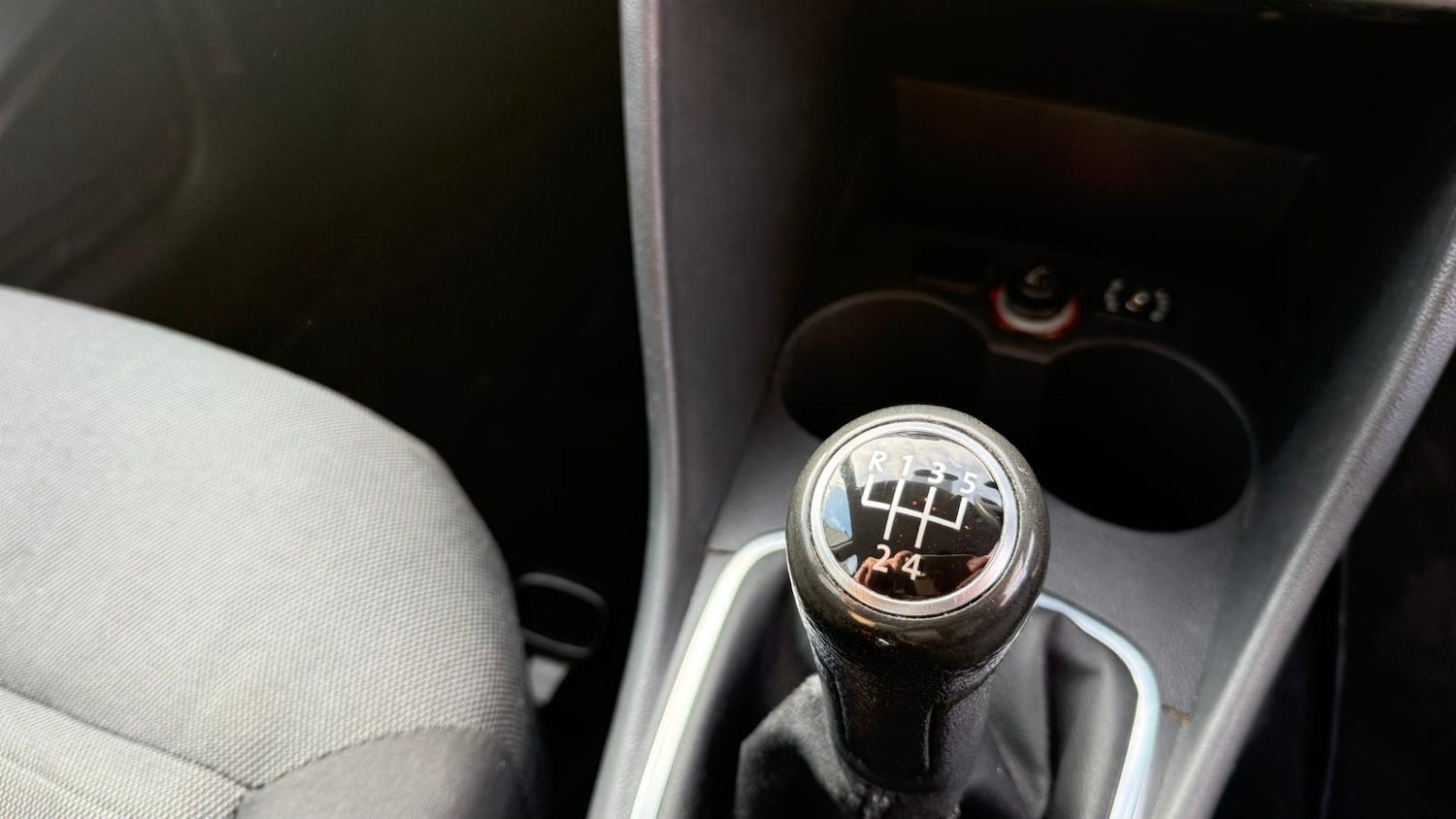 Used Volkswagen Polo 2009 for sale - 77315381: Photo 37