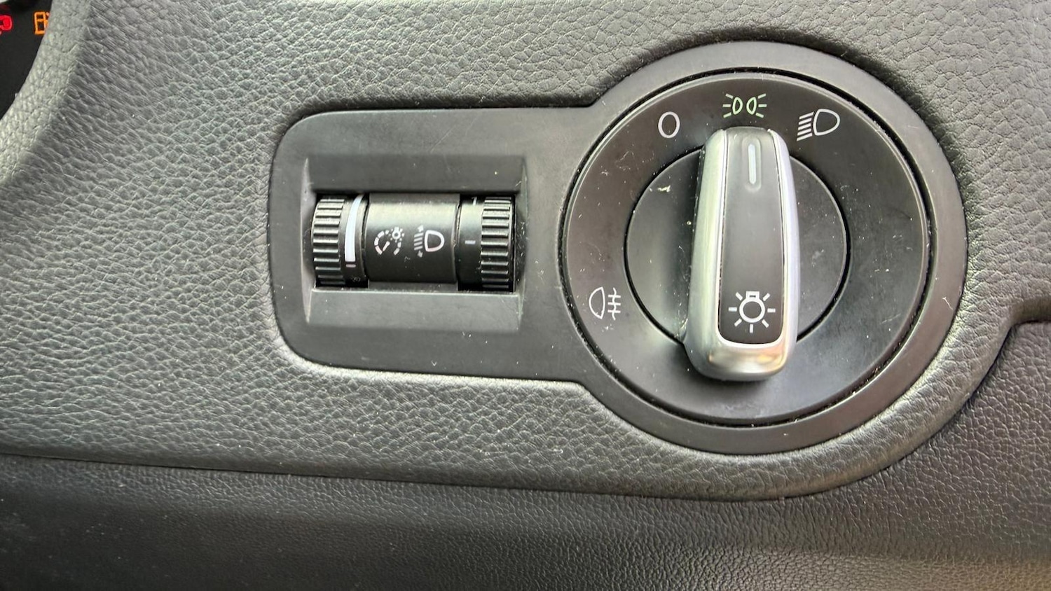 Used Volkswagen Polo 2009 for sale - 77315381: Photo 38