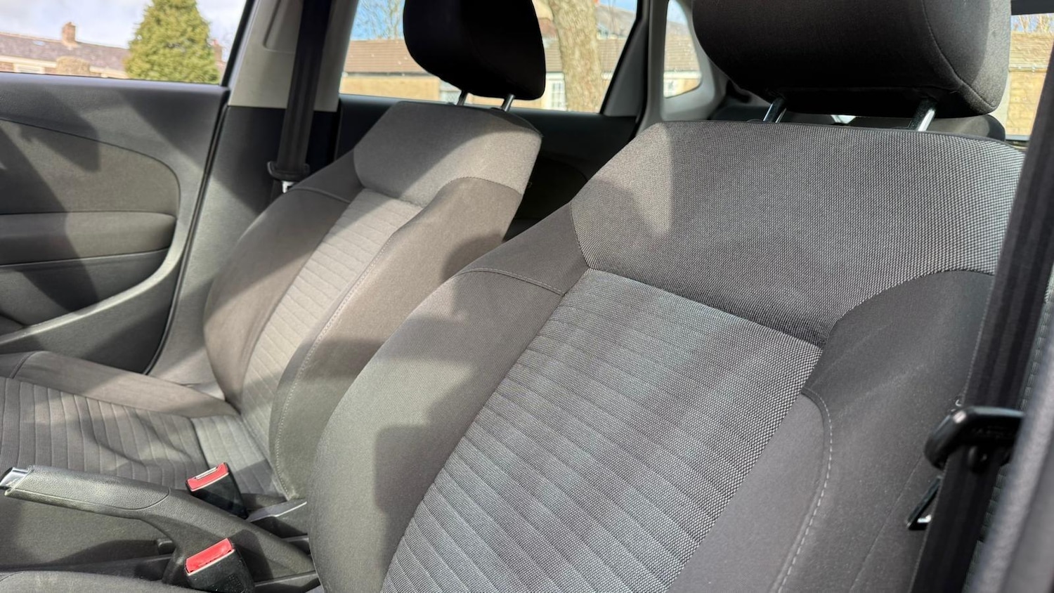 Used Volkswagen Polo 2009 for sale - 77315381: Photo 42