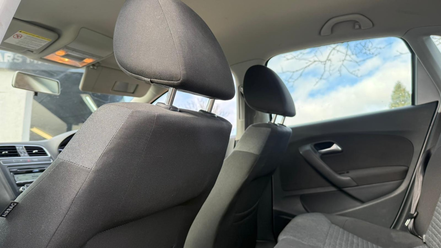 Used Volkswagen Polo 2009 for sale - 77315381: Photo 47