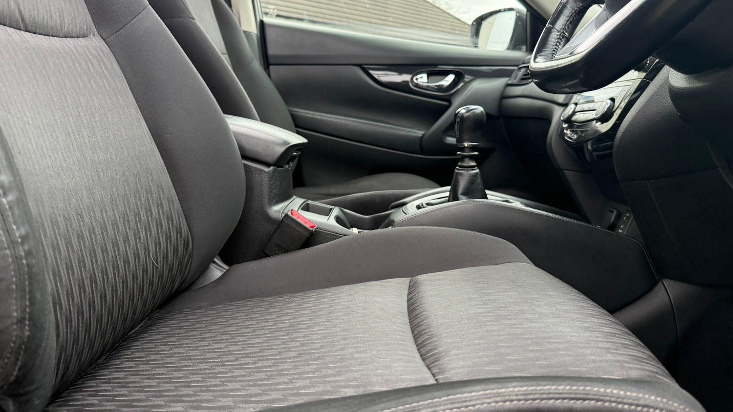 Used Nissan X-Trail 2018 for sale - 76786545: Photo 34