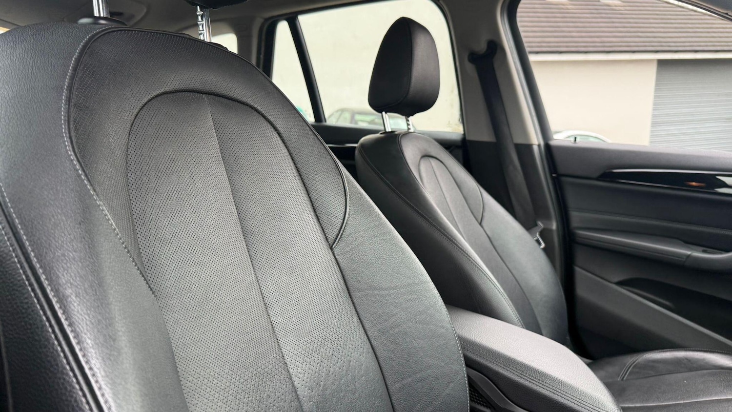 Used BMW X1 2015 for sale - 76786425: Photo 37