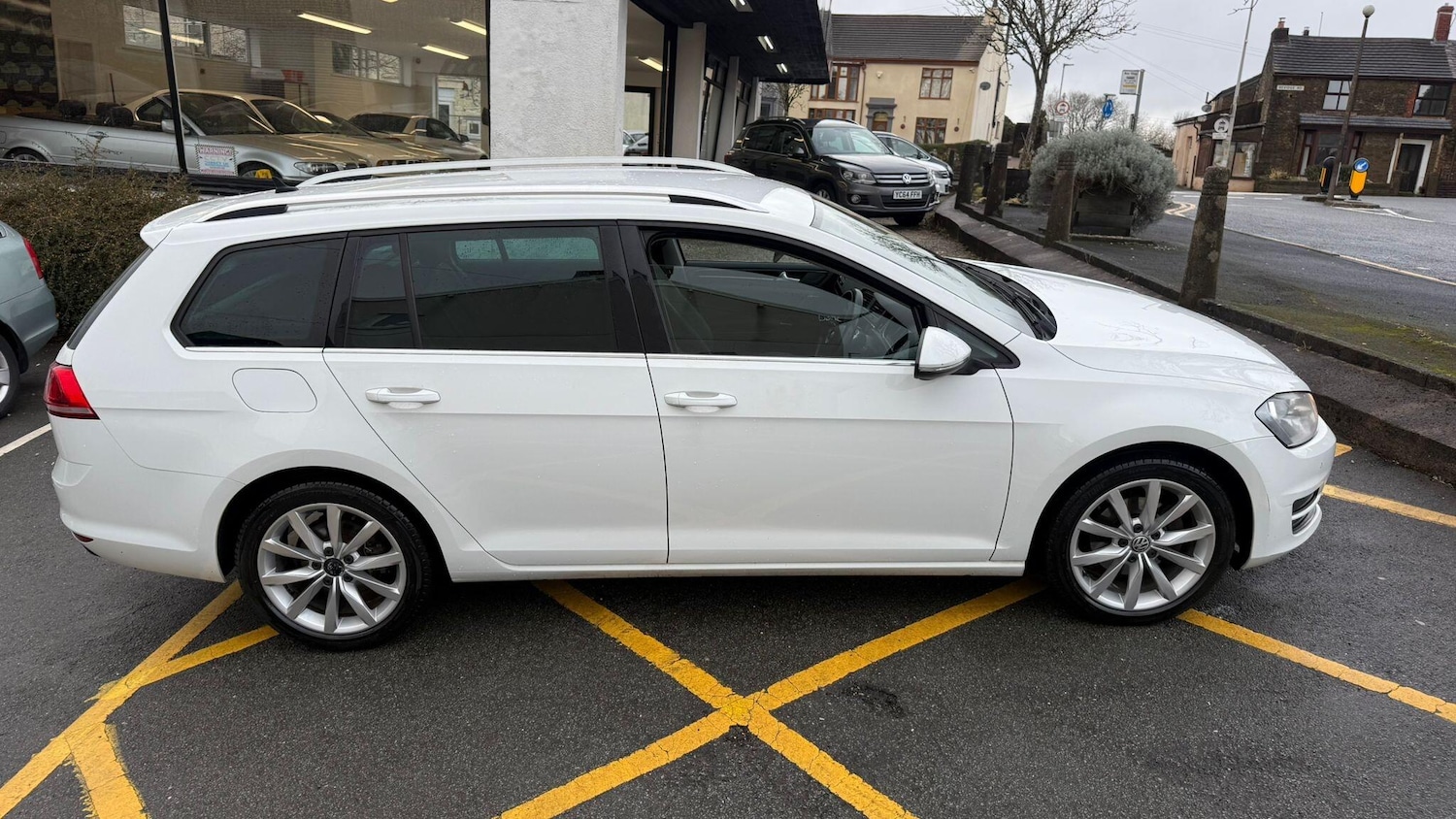 Used Volkswagen Golf 2014 for sale - 77174875: Photo 16