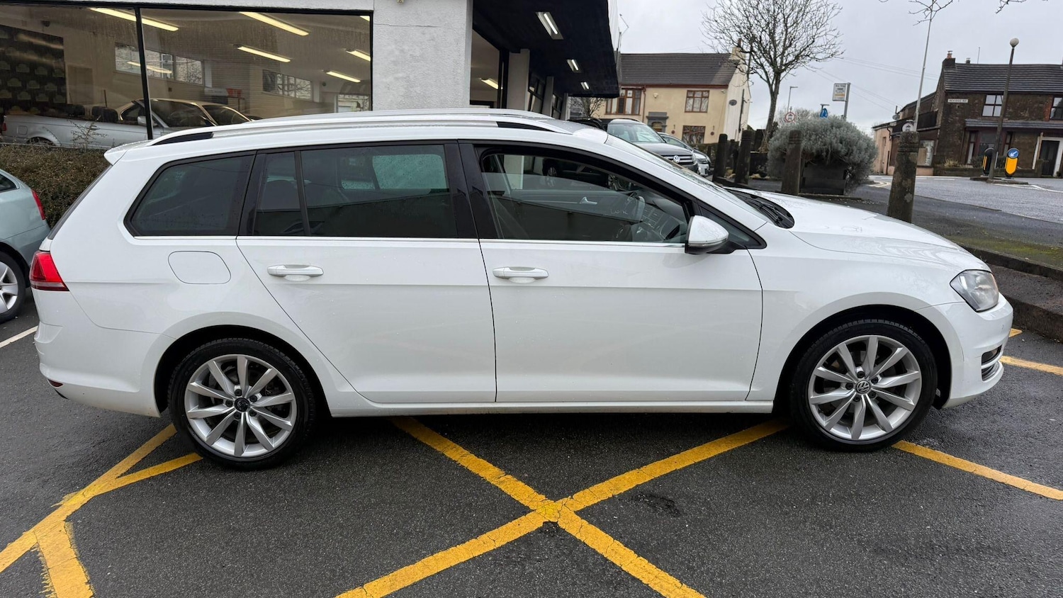 Used Volkswagen Golf 2014 for sale - 77174875: Photo 18