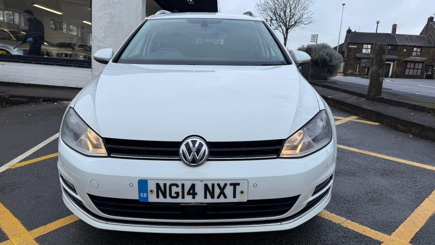 Used Volkswagen Golf 2014 for sale - 77174875: Photo 2