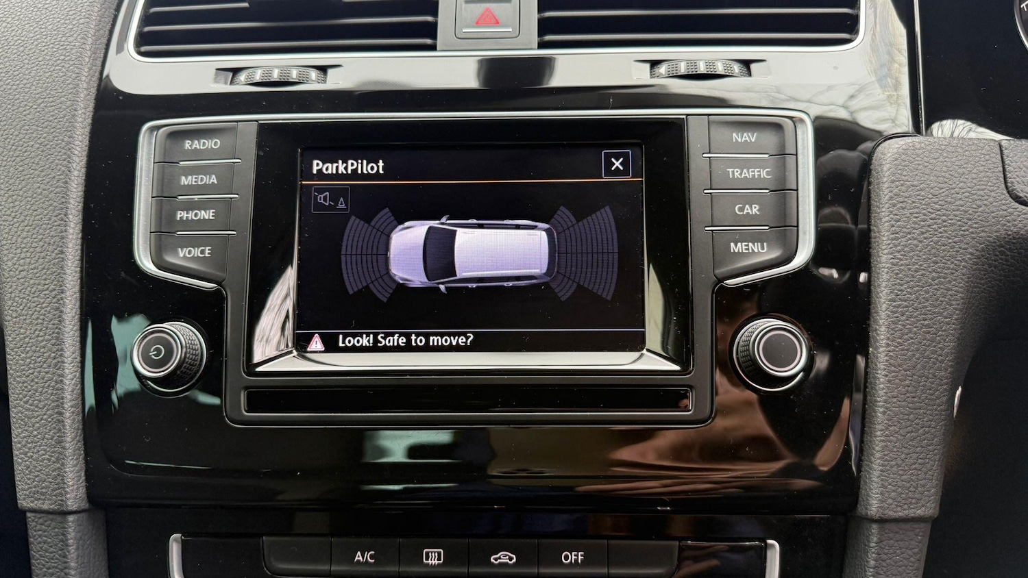 Used Volkswagen Golf 2014 for sale - 77174875: Photo 39