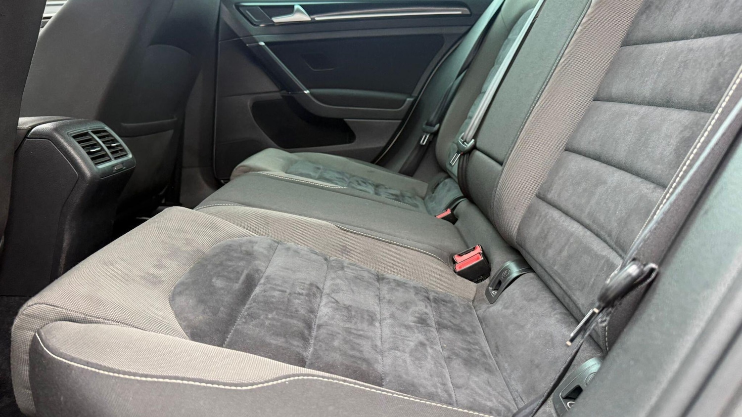 Used Volkswagen Golf 2014 for sale - 77174875: Photo 49