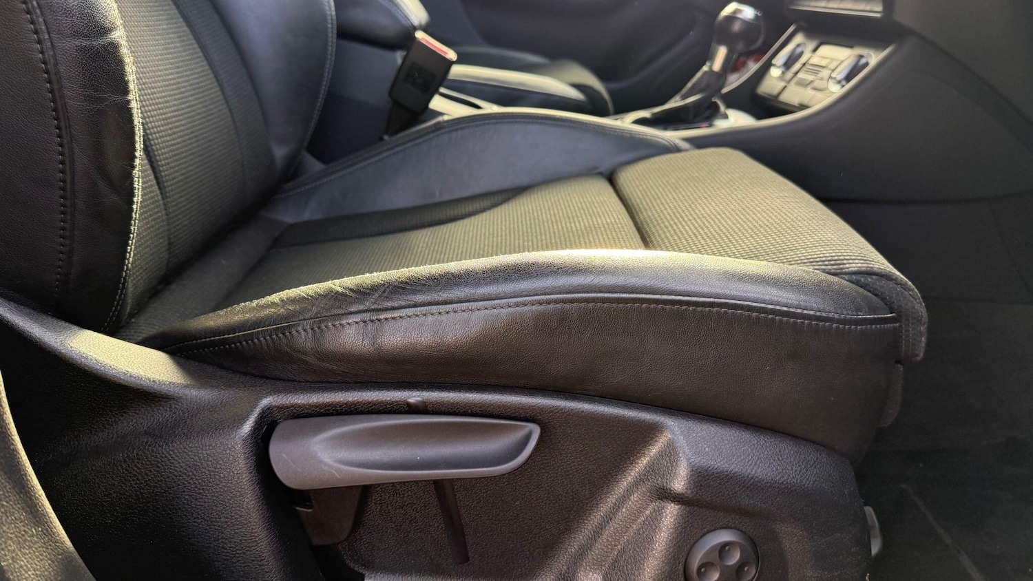 Used Audi Q3 2013 for sale - 77049661: Photo 34