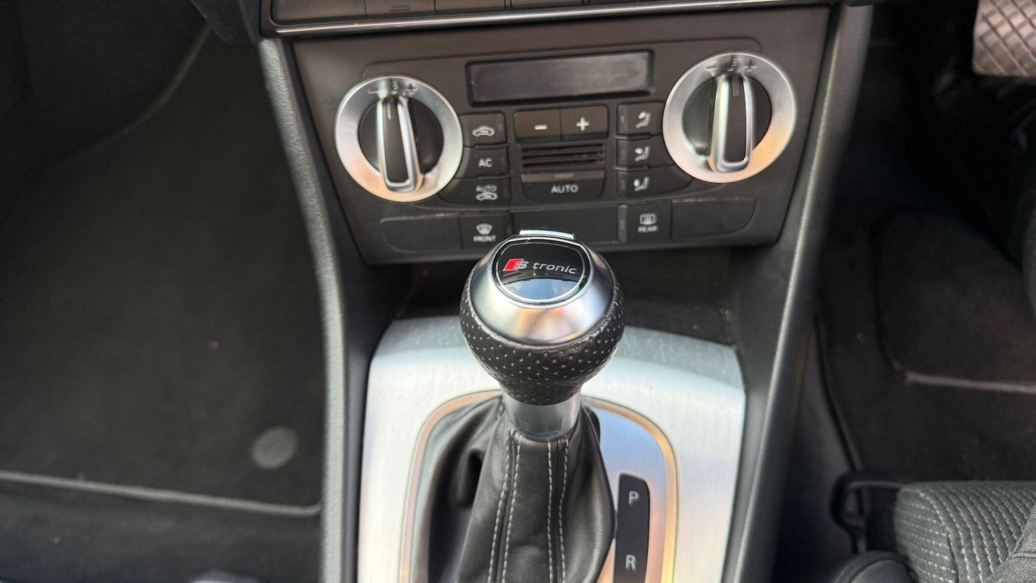 Used Audi Q3 2013 for sale - 77049661: Photo 43