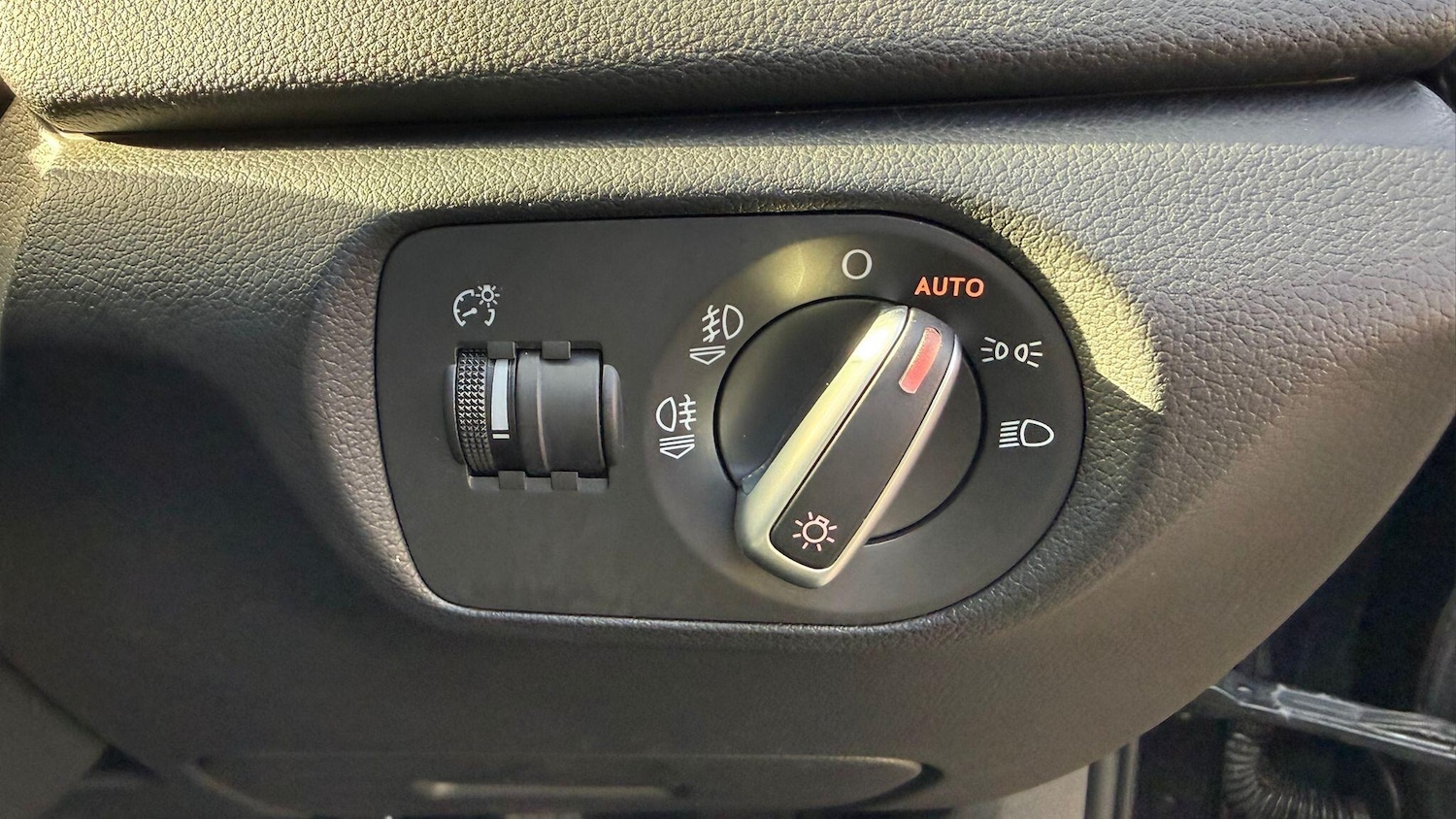 Used Audi Q3 2013 for sale - 77049661: Photo 47