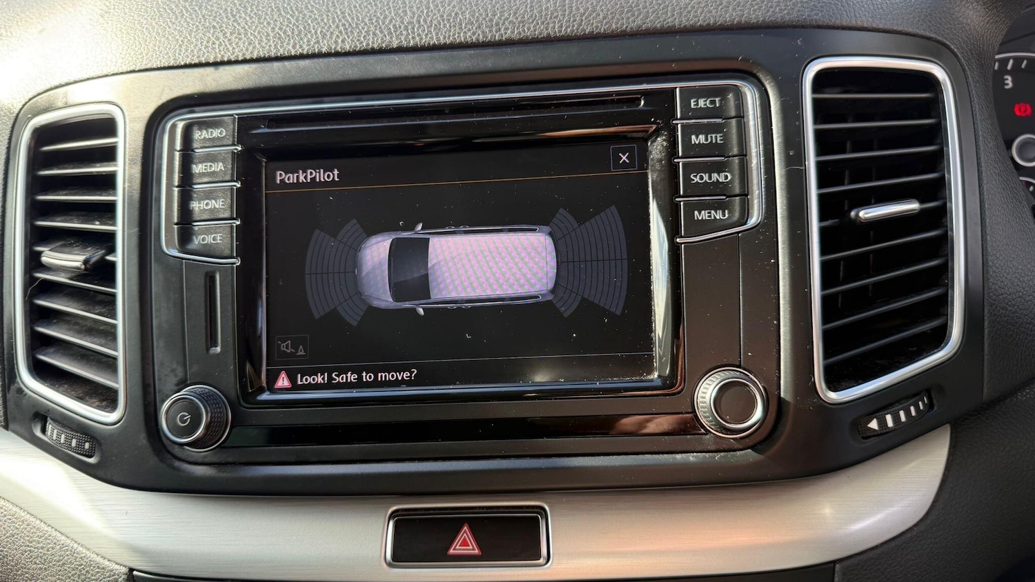 Used Volkswagen Sharan 2017 for sale - 76786414: Photo 36