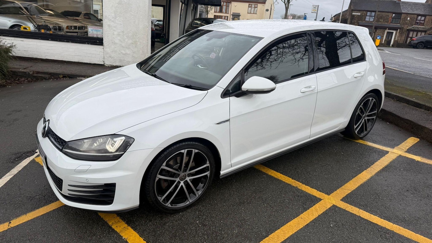 Used Volkswagen Golf 2013 for sale - 76786609: Photo 10