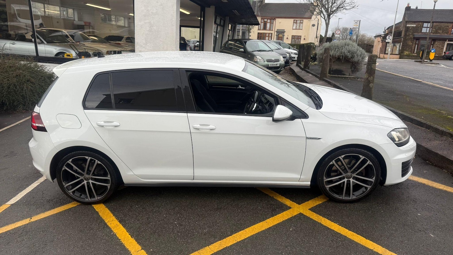 Used Volkswagen Golf 2013 for sale - 76786609: Photo 17
