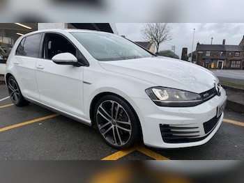 Used Volkswagen Golf 2013 for sale - 76786609: Photo