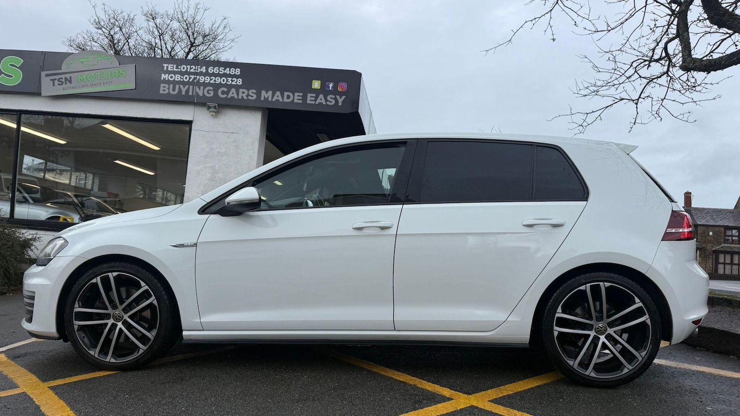 Used Volkswagen Golf 2013 for sale - 76786609: Photo 22