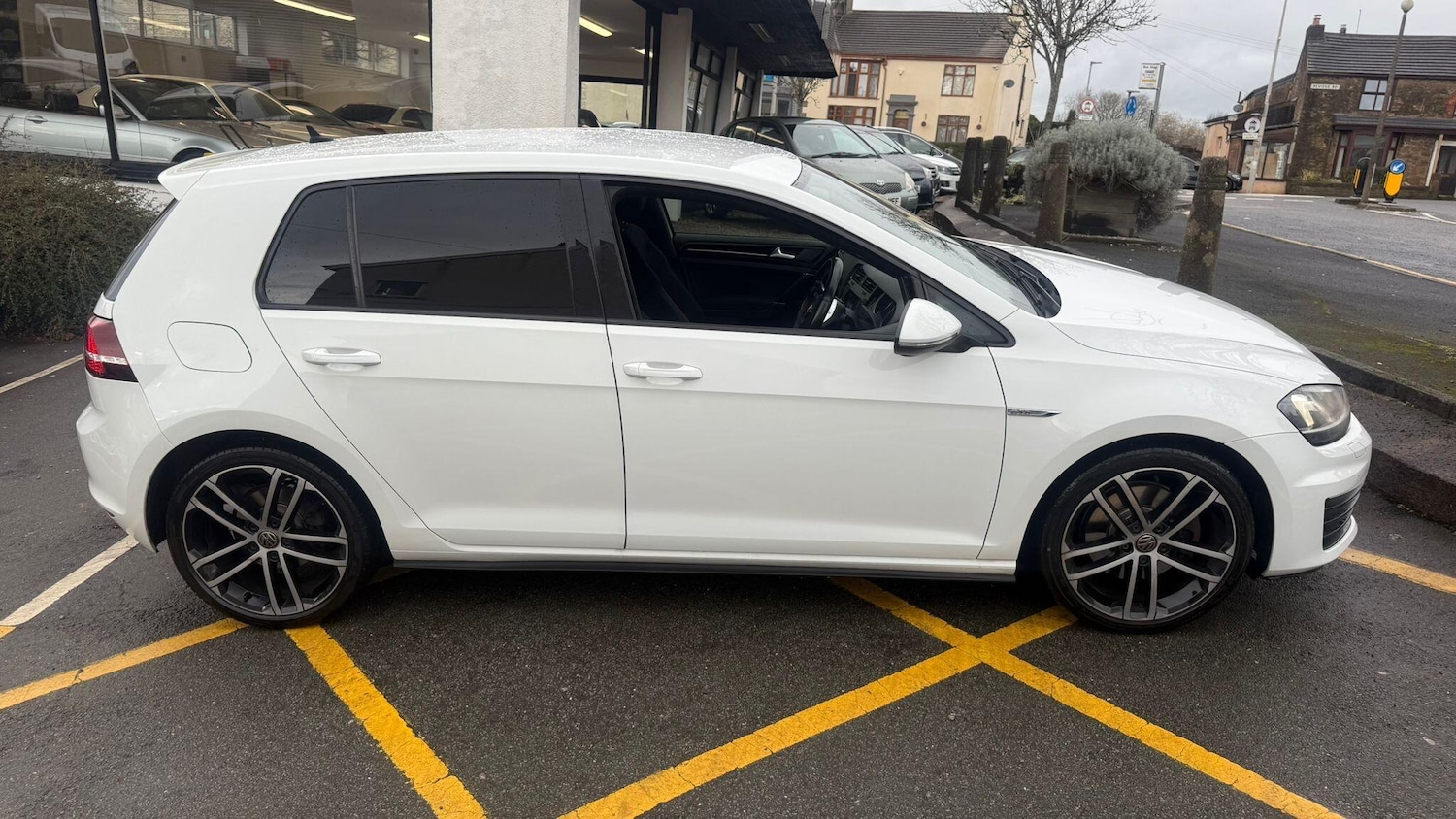 Used Volkswagen Golf 2013 for sale - 76786609: Photo 23