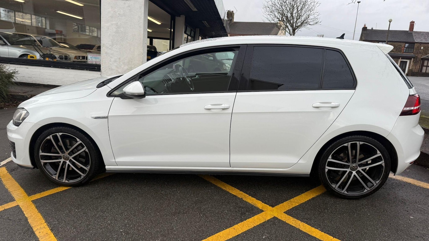 Used Volkswagen Golf 2013 for sale - 76786609: Photo 24