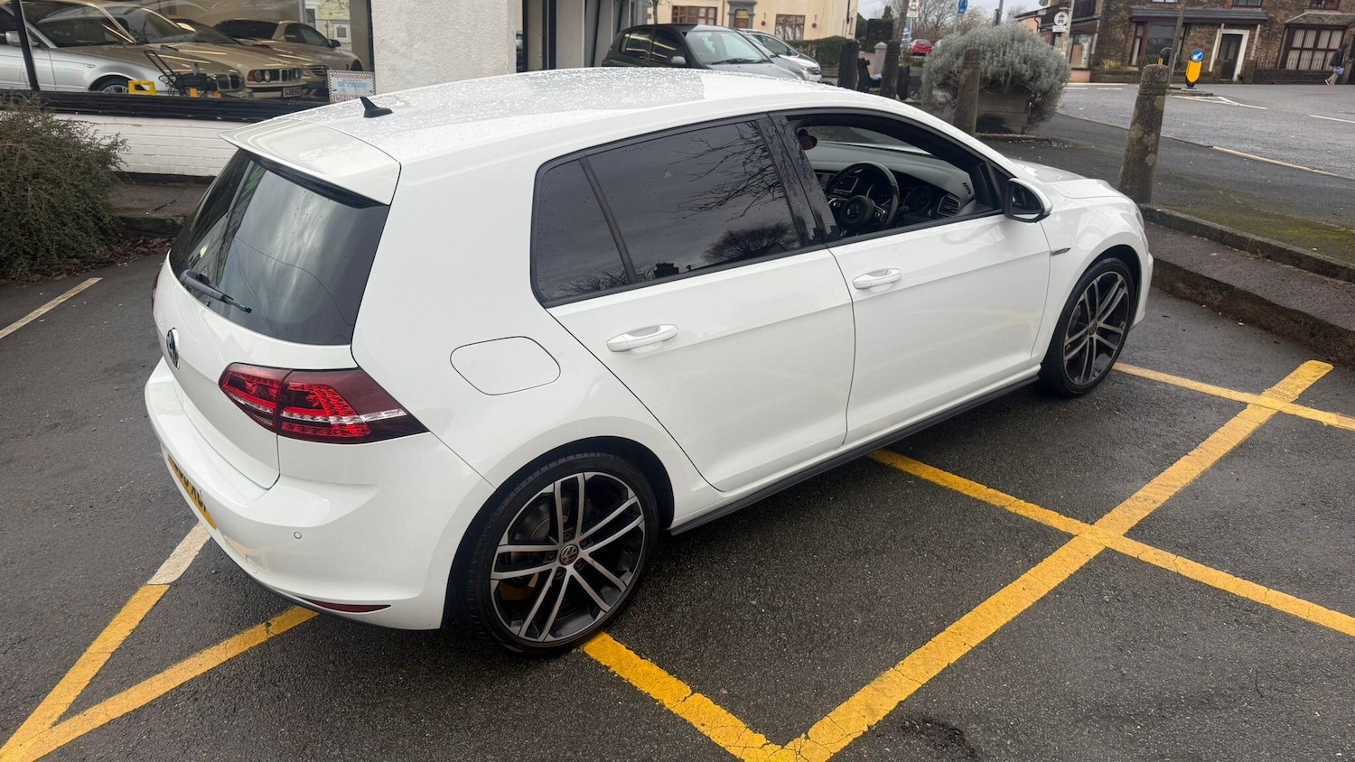 Used Volkswagen Golf 2013 for sale - 76786609: Photo 37