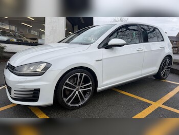 Used Volkswagen Golf 2013 for sale - 76786609: Photo