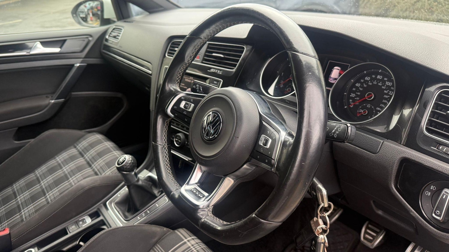 Used Volkswagen Golf 2013 for sale - 76786609: Photo 41