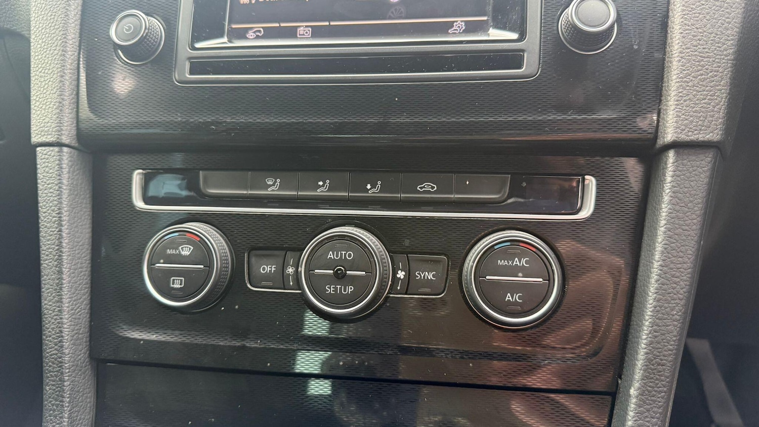 Used Volkswagen Golf 2013 for sale - 76786609: Photo 45