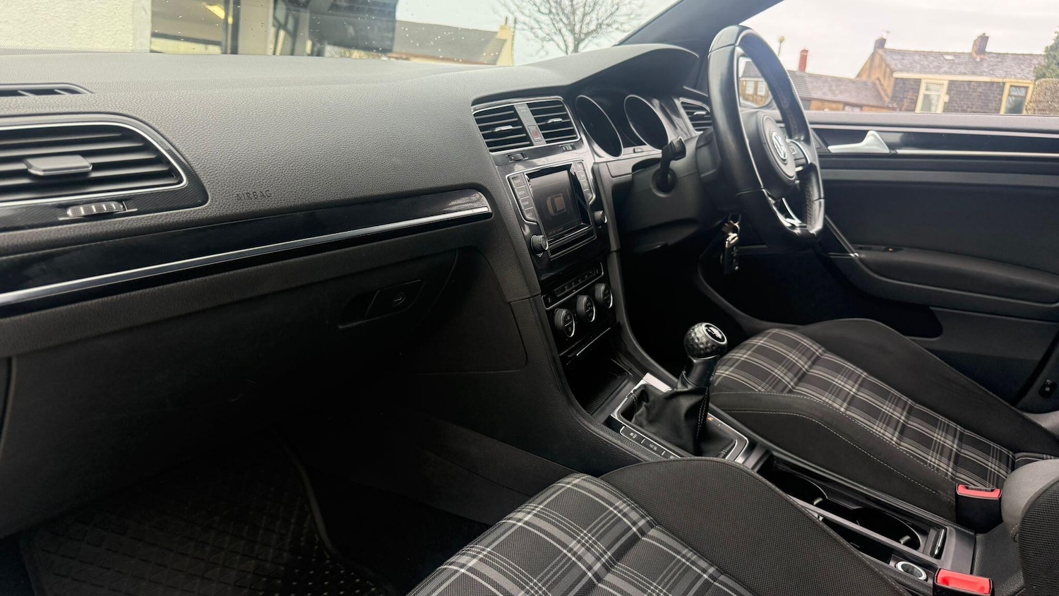 Used Volkswagen Golf 2013 for sale - 76786609: Photo 50