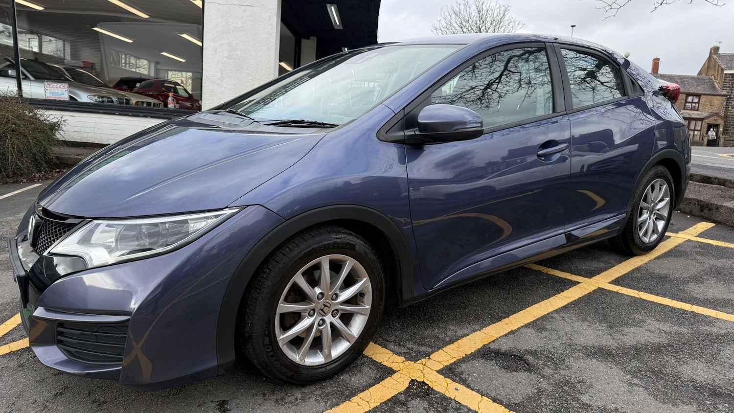 Used Honda Civic 2015 for sale - 77977920: Photo 3