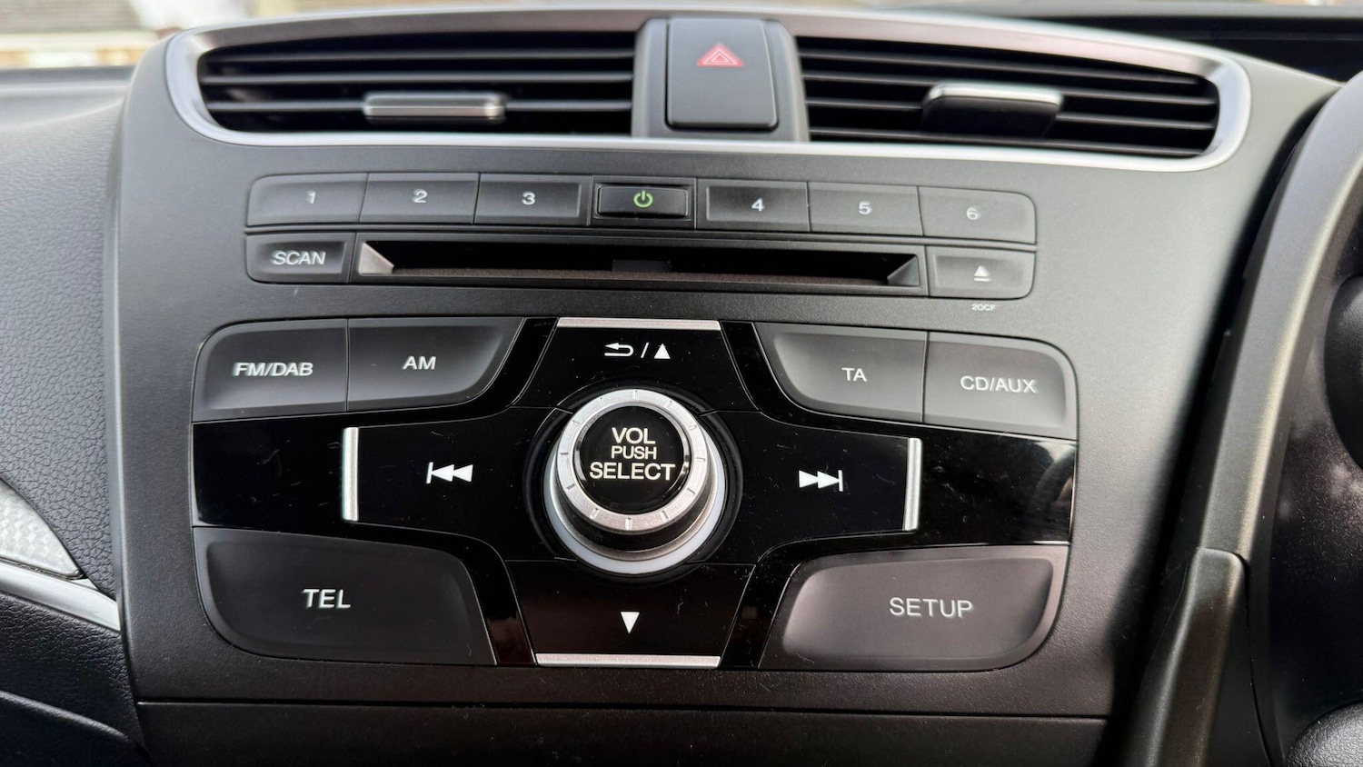 Used Honda Civic 2015 for sale - 77977920: Photo 37