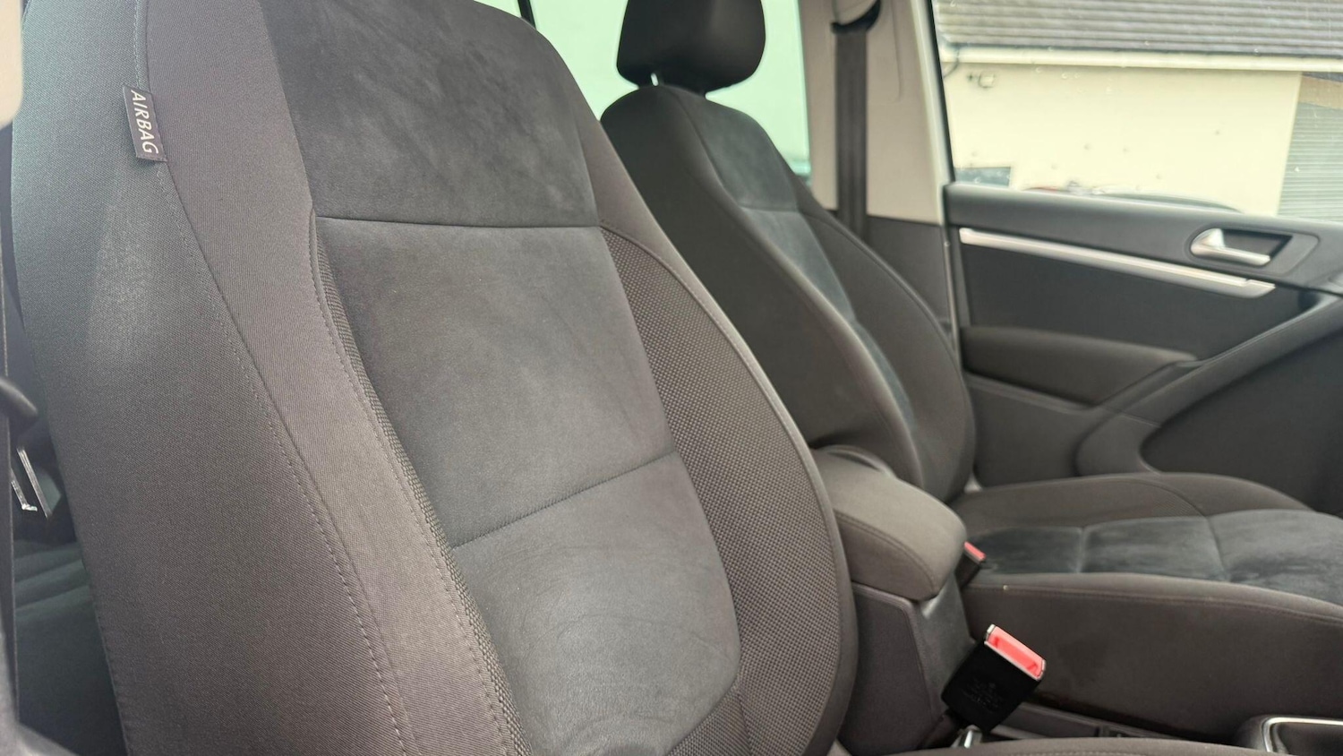 Used Volkswagen Tiguan 2015 for sale - 77081552: Photo 32